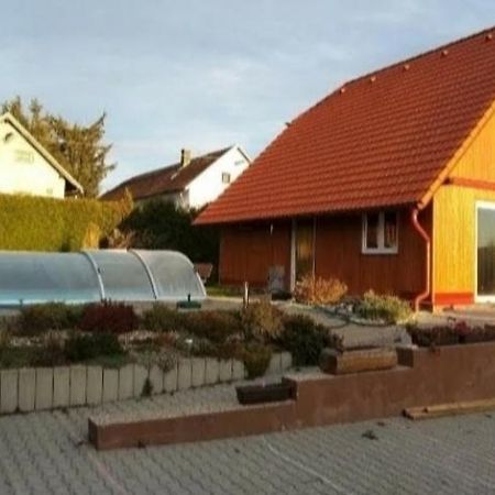 Apartmanova Chata Secanda S Bazenem, U Secske Prehrady 外观 照片