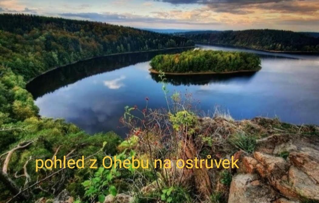 Apartmanova Chata Secanda S Bazenem, U Secske Prehrady 外观 照片