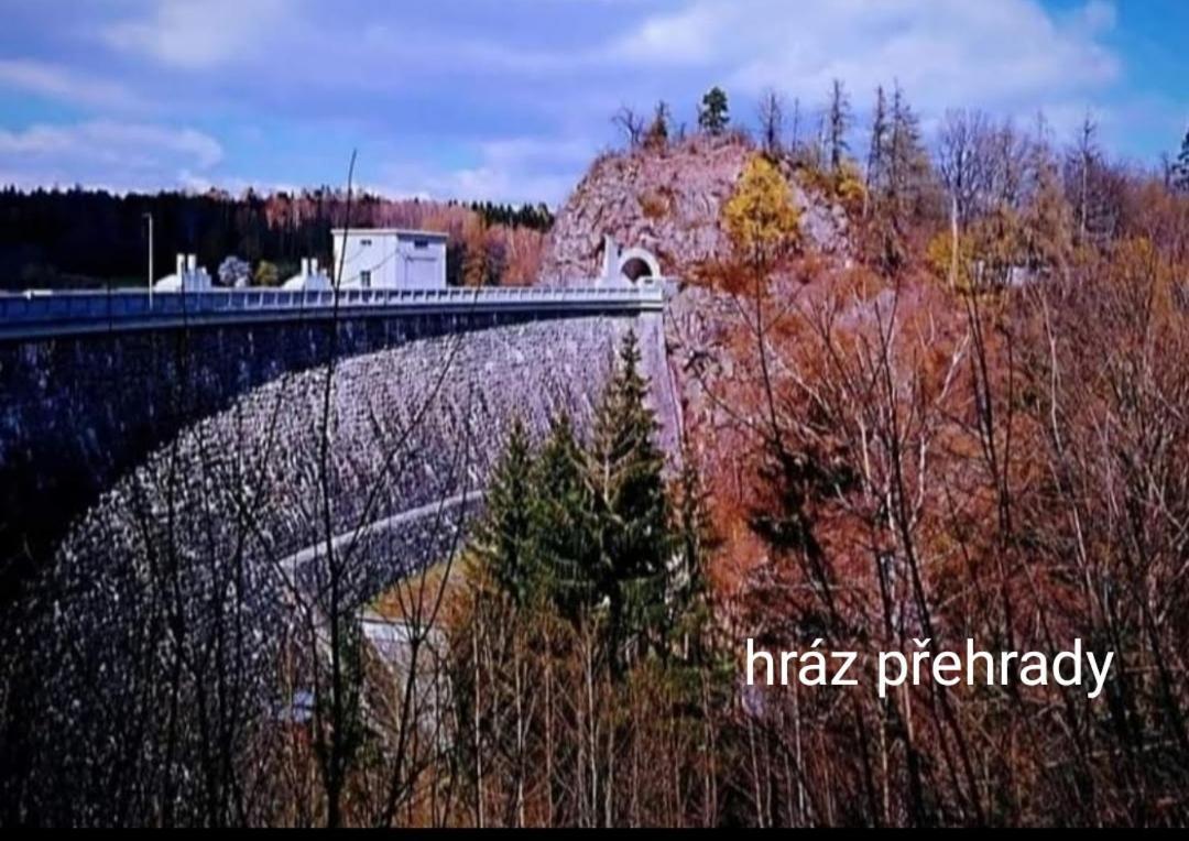 Apartmanova Chata Secanda S Bazenem, U Secske Prehrady 外观 照片